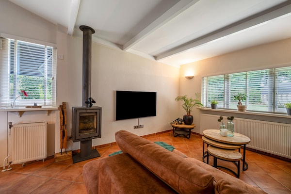Foto van Hondvriendelijk verblijf met spa - Vakantiehuis in Voorthuizen - DiningRoom