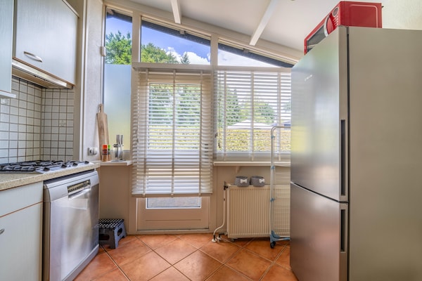 Foto van Hondvriendelijk verblijf met spa - Vakantiehuis in Voorthuizen - Kitchen