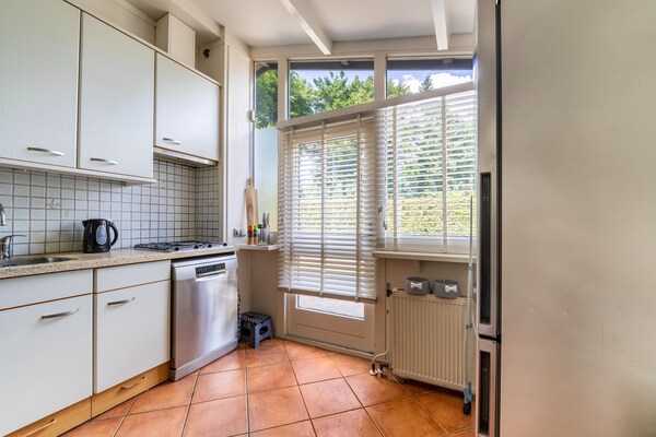 Foto van Hondvriendelijk verblijf met spa - Vakantiehuis in Voorthuizen - Kitchen