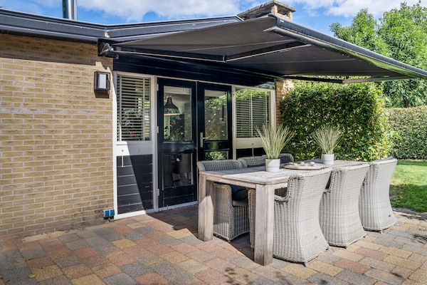 Foto van Hondvriendelijk verblijf met spa - Vakantiehuis in Voorthuizen - TerraceBalcony