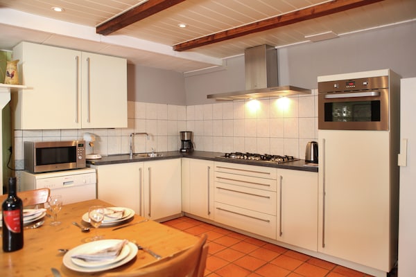 Foto van Boerderij in Oosterwijk bij de Linge - Vakantiehuis in Leerdam - Kitchen