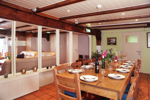 Foto van Boerderij in Oosterwijk bij de Linge - Vakantiehuis in Leerdam - DiningRoom