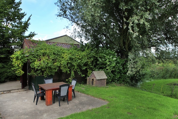 Foto van Boerderij in Oosterwijk bij de Linge - Vakantiehuis in Leerdam - TerraceBalcony