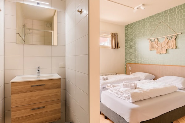 Foto van Luxe vakantie voor 10 personen - Vakantiehuis in Bruinisse - BathRoom