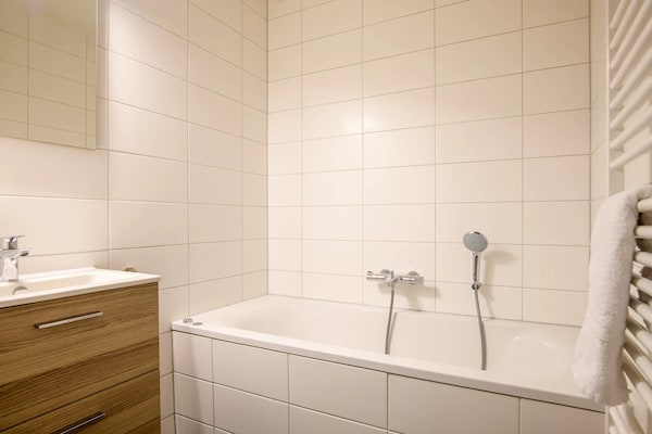 Foto van Luxe vakantie voor 10 personen - Vakantiehuis in Bruinisse - BathRoom