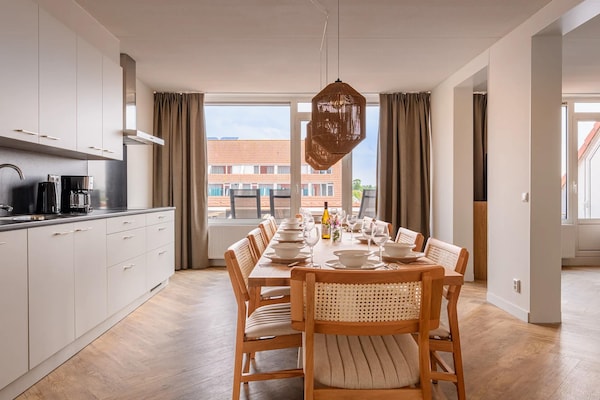Foto van Luxe vakantie voor 10 personen - Vakantiehuis in Bruinisse - DiningRoom