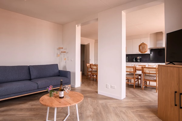 Foto van Luxe vakantie voor 10 personen - Vakantiehuis in Bruinisse - LivingRoom