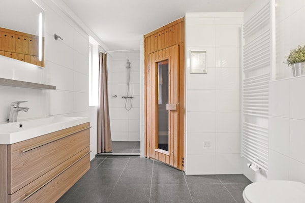 Foto van Gezellig romantisch familieverblijf - Vakantiehuis in Brouwershaven - BathRoom