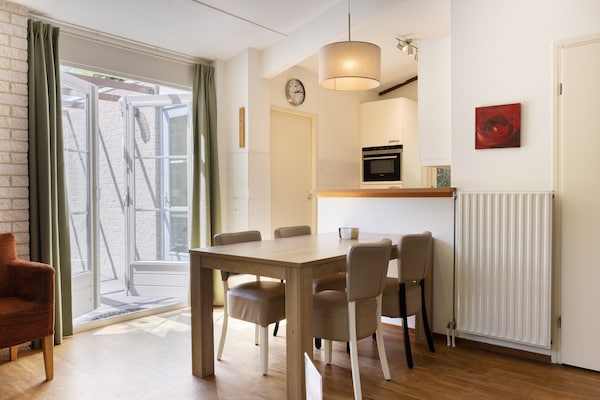 Foto van Gezellig romantisch familieverblijf - Vakantiehuis in Brouwershaven - LivingRoom