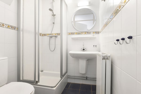 Foto van Vakantiehuis in Brouwershaven bij Grevelingenmeer - Vakantiehuis in Brouwershaven - BathRoom