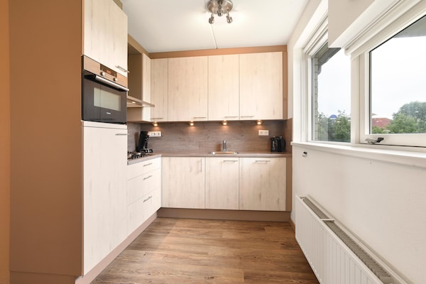 Foto van Vakantiehuis in Brouwershaven bij Grevelingenmeer - Vakantiehuis in Brouwershaven - Kitchen