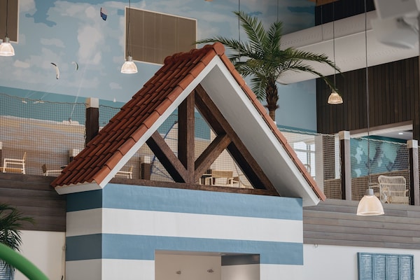 Foto van Lodge in Nieuwvliet Bad bij het Strand - Vakantiehuis in Nieuwvliet-Bad - ParkFacilities