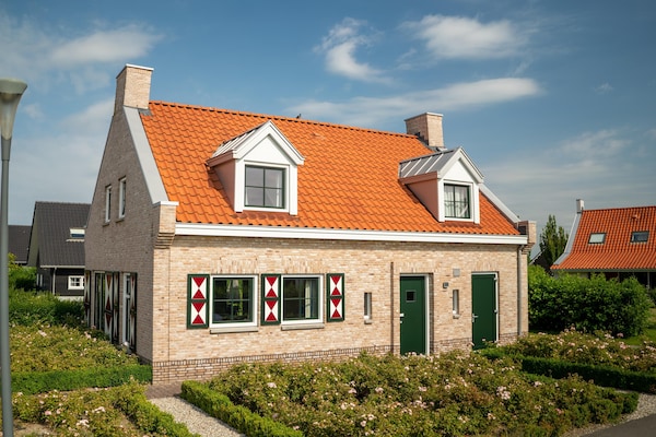 Foto van Vakantiehuis in Zeeland bij Noordzeestrand - Vakantiehuis in Nieuwvliet - ExteriorSummer