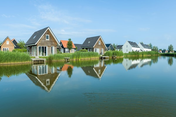 Foto van Verblijf aan het water vlakbij het strand - Vakantiehuis in Nieuwvliet - AreaSummer1KM