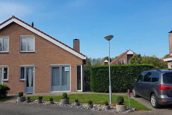 Foto van Huis in Breskens bij Strand en Vuurtoren - Vakantiehuis in Breskens - gym