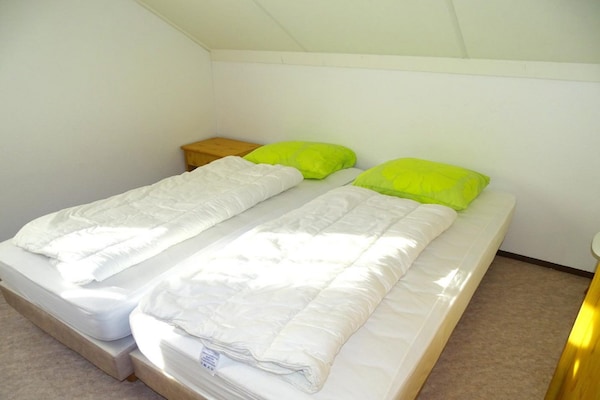 Foto van Bungalow in Breskens bij Strand en Vuurtoren - Vakantiehuis in Breskens - BedRoom