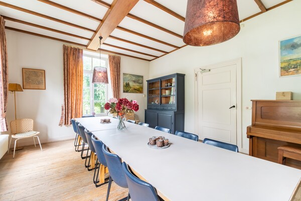 Foto van Limburgs Landhuis met Wellness nabij Bos - Vakantiehuis in Swolgen - DiningRoom