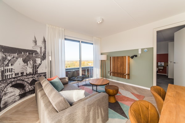 Foto van Luxe panorama suite bij Maastricht - Vakantiehuis in Maastricht - LivingRoom