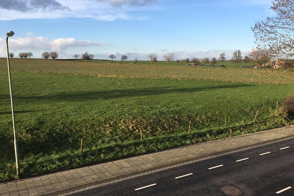 Foto van Bijzondere lodge met geweldig uitzicht in Gulpen - Vakantiehuis in Gulpen - AreaSummer20KM
