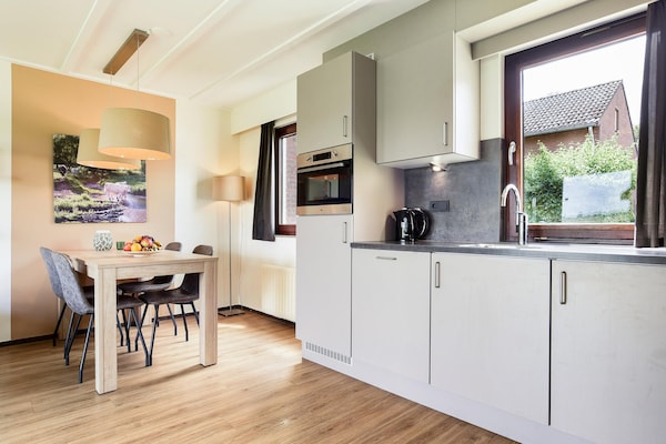 Foto van Ruim vakantiehuis in Zuid-Limburg - Vakantiehuis in Vijlen - Kitchen