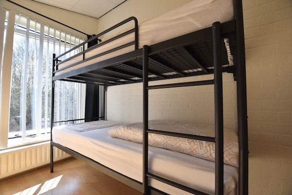 Foto van Luxe woning in Limburg met bubbelbad - Vakantiehuis in Walem - BedRoom