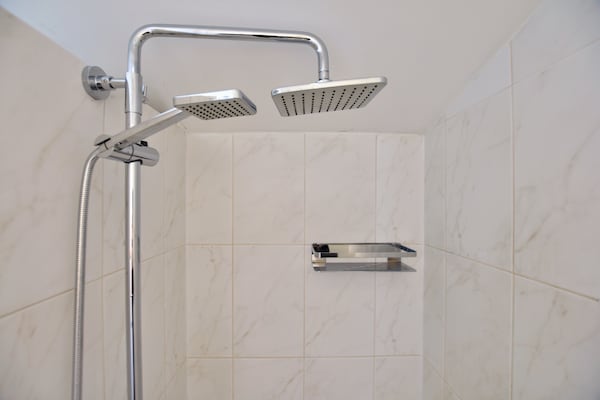 Foto van Luxe woning in Limburg met bubbelbad - Vakantiehuis in Walem - BathRoom
