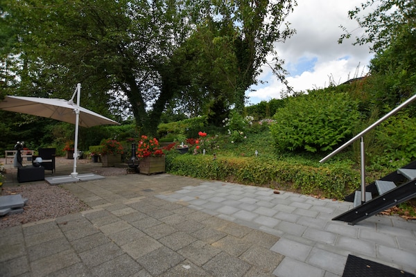 Foto van Luxe woning in Limburg met bubbelbad - Vakantiehuis in Walem - GardenSummer