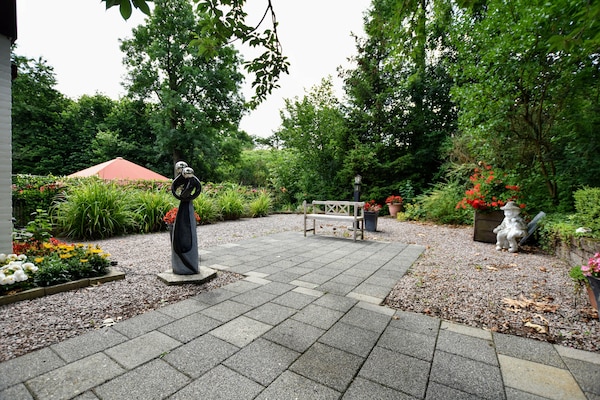 Foto van Luxe woning in Limburg met bubbelbad - Vakantiehuis in Walem - GardenSummer