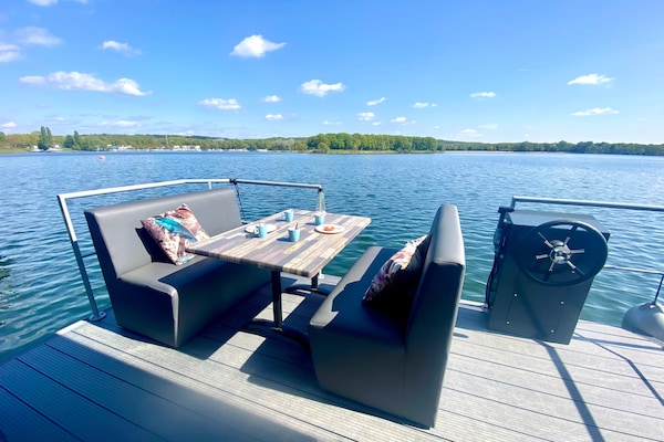 Foto van Woonboot Mookerplas met uitzicht - Vakantiehuis in Middelaar - ExteriorSummer