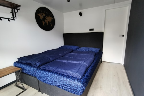 Foto van Woonboot Mookerplas met uitzicht - Vakantiehuis in Middelaar - BedRoom