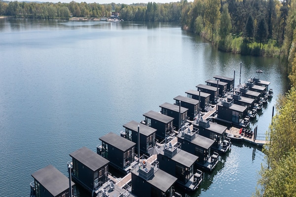 Foto van Woonboot Mookerplas met uitzicht - Vakantiehuis in Middelaar - AreaSummer1KM