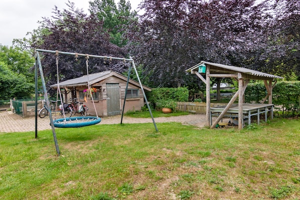Foto van Gezellig comfortabel vakantiehuis bij de boer in Horssen met een tuin - GardenSummer