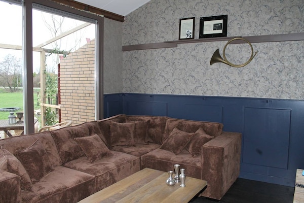 Foto van Gezellig comfortabel vakantiehuis bij de boer in Horssen met een tuin - LivingRoom