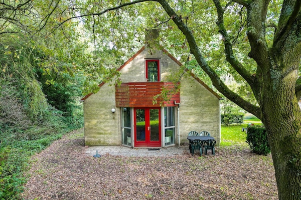 Foto van Saunabungalow aan het meer voor 4 - Vakantiehuis in Ewijk - ExteriorSummer