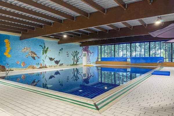 Foto van Saunabungalow aan het meer voor 4 - Vakantiehuis in Ewijk - PoolOfHouse