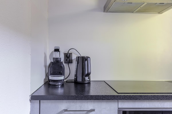 Foto van Saunabungalow aan het meer voor 4 - Vakantiehuis in Ewijk - Kitchen