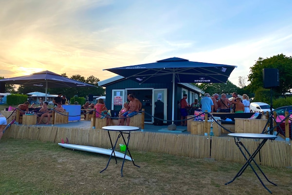 Foto van Chalet in Gelderland met ruime tuin - Vakantiehuis in Lathum - ParkFacilities