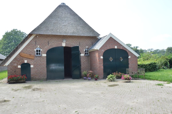 Foto van Boerderij bij Golfbaan Geesteren - Vakantiehuis in Geesteren - ExteriorSummer