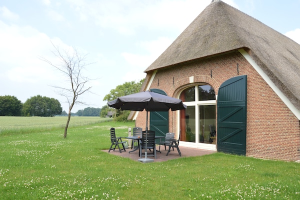 Foto van Boerderij bij Golfbaan Geesteren - Vakantiehuis in Geesteren - ExteriorSummer