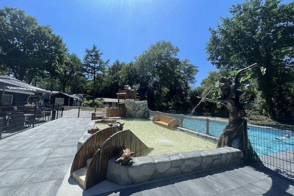 Foto van Elegant landchalet in Gelders - Vakantiehuis in Hoenderloo - ParkFacilities