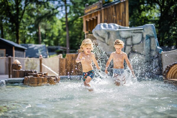 Foto van Elegant landchalet in Gelders - Vakantiehuis in Hoenderloo - ParkFacilities