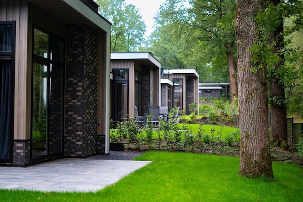 Foto van Elegant landchalet in Gelders - Vakantiehuis in Hoenderloo - GardenSummer