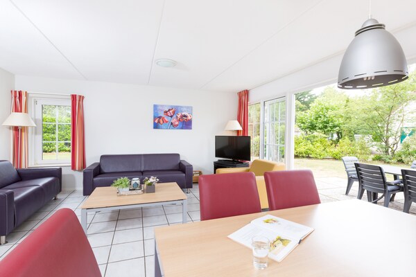 Foto van Charmante schuilplaats nabij het bos - Vakantiehuis in Hellendoorn - LivingRoom