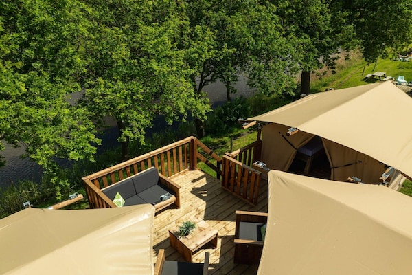 Foto van Boomhuttent met panoramisch uitzicht - Vakantiehuis in Zuna - TerraceBalcony