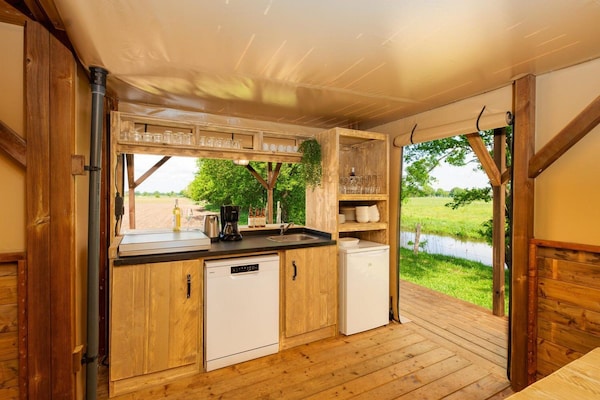Foto van Boomhuttent met panoramisch uitzicht - Vakantiehuis in Zuna - Kitchen