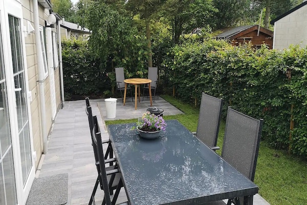 Foto van Chalet in Stegeren bij wandelroutes - Vakantiehuis in Stegeren - GardenSummer