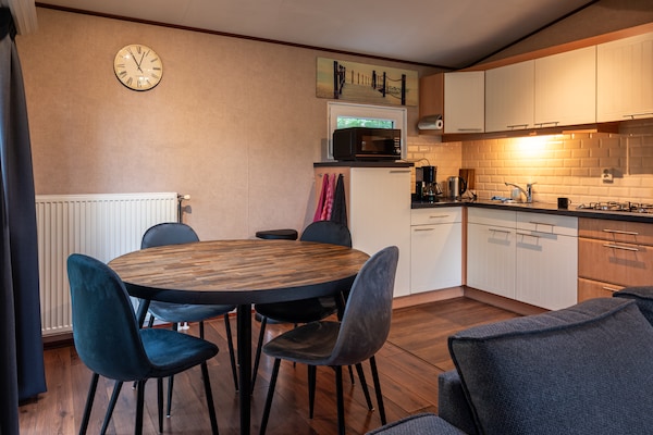 Foto van Buitenplaats de Berghorst - Vakantiehuis in Stegeren - DiningRoom