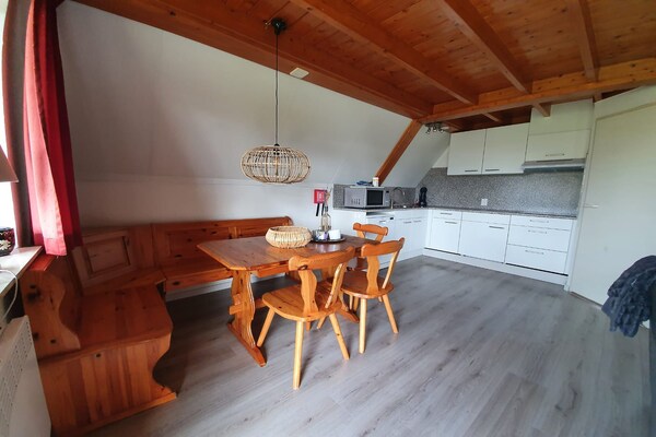 Foto van Welkom in vakantiehuis Goudvink 81 - Vakantiehuis in Gramsbergen - DiningRoom