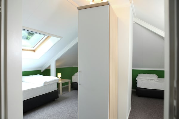 Foto van Woodland Group Villa nabij Veluwe & Campfire - Vakantiehuis in Doornspijk - BedRoom
