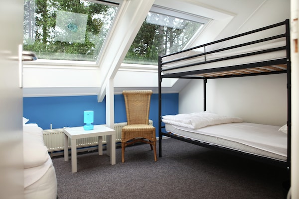 Foto van Woodland Group Villa nabij Veluwe & Campfire - Vakantiehuis in Doornspijk - BedRoom
